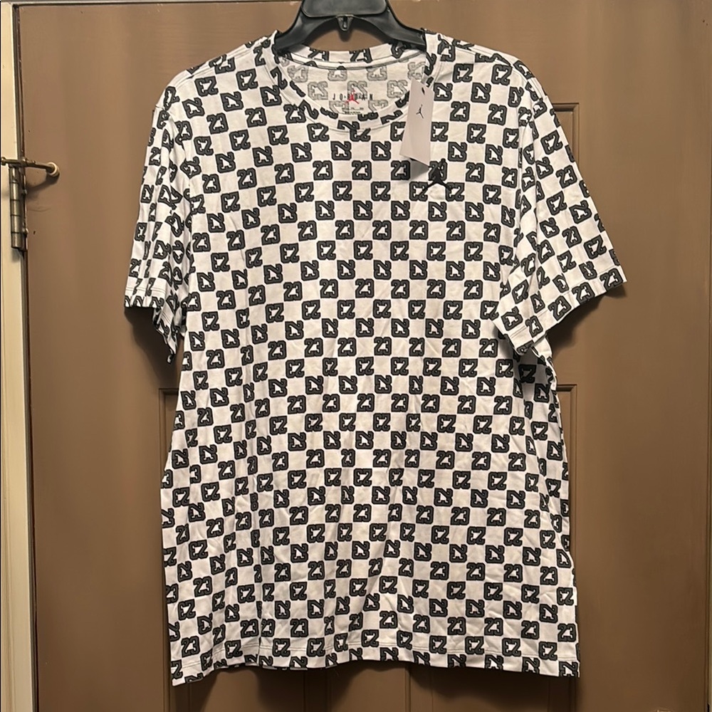 NWT Jordan Flight Essentials AOP Short Sleeve Crew size XXL